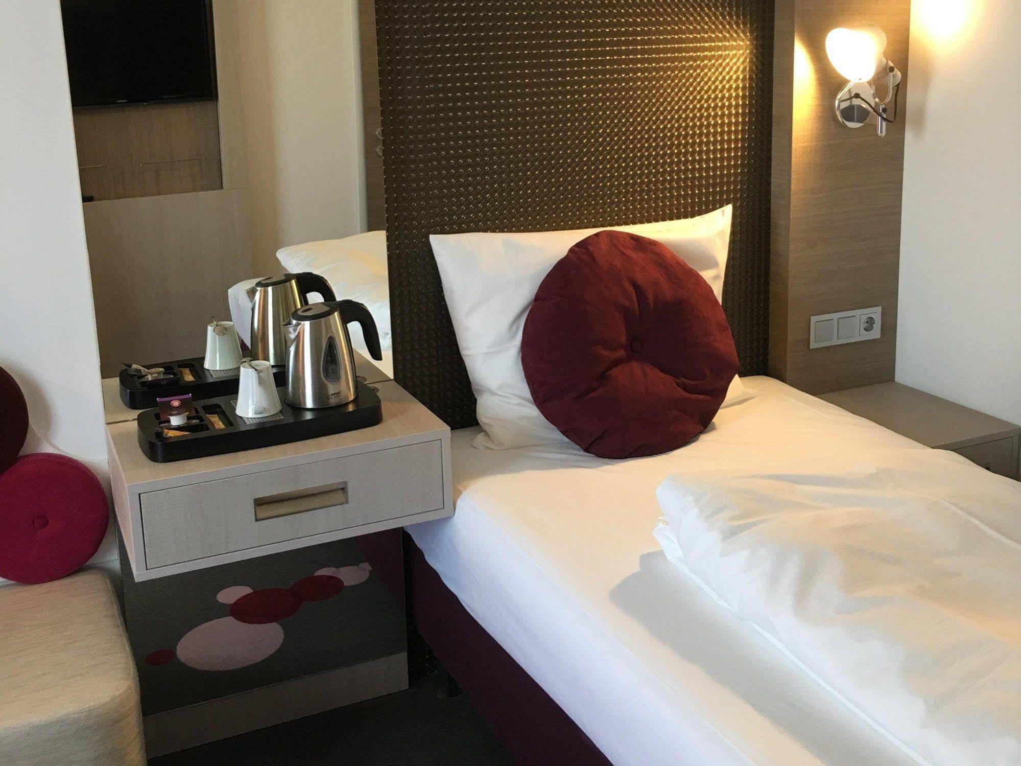 Hotel Smartino シュヴェービッシュ・ハル エクステリア 写真