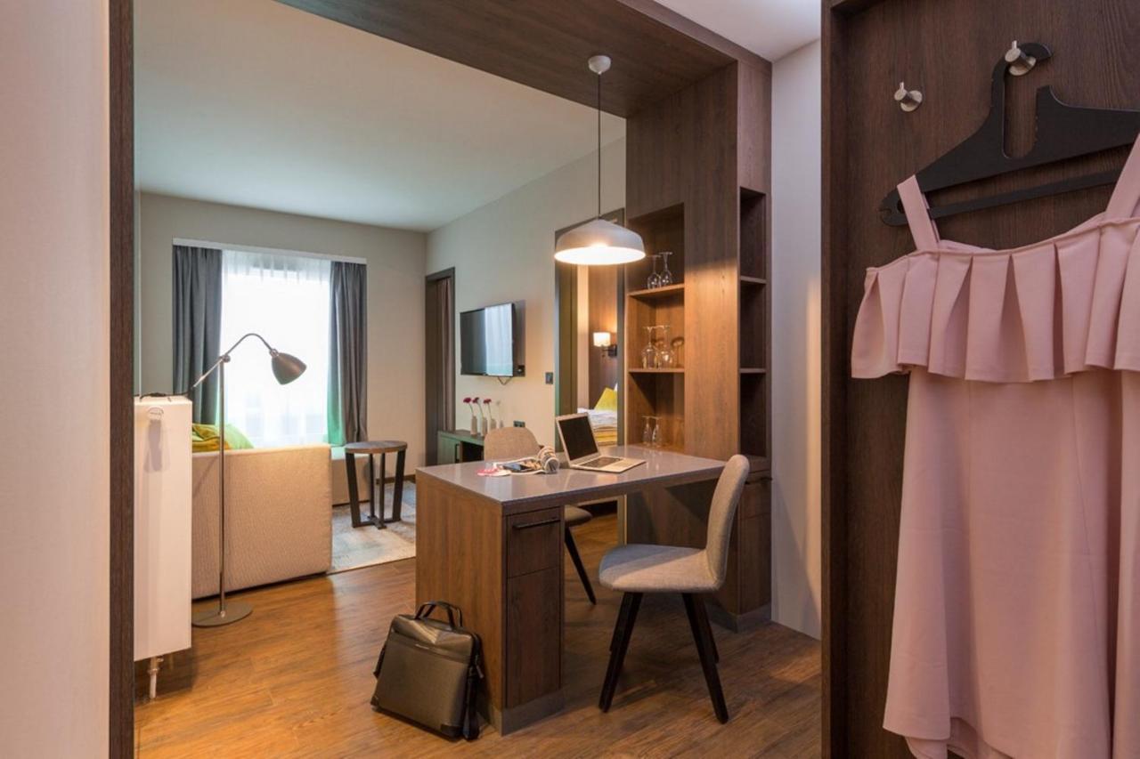 Hotel Smartino シュヴェービッシュ・ハル エクステリア 写真
